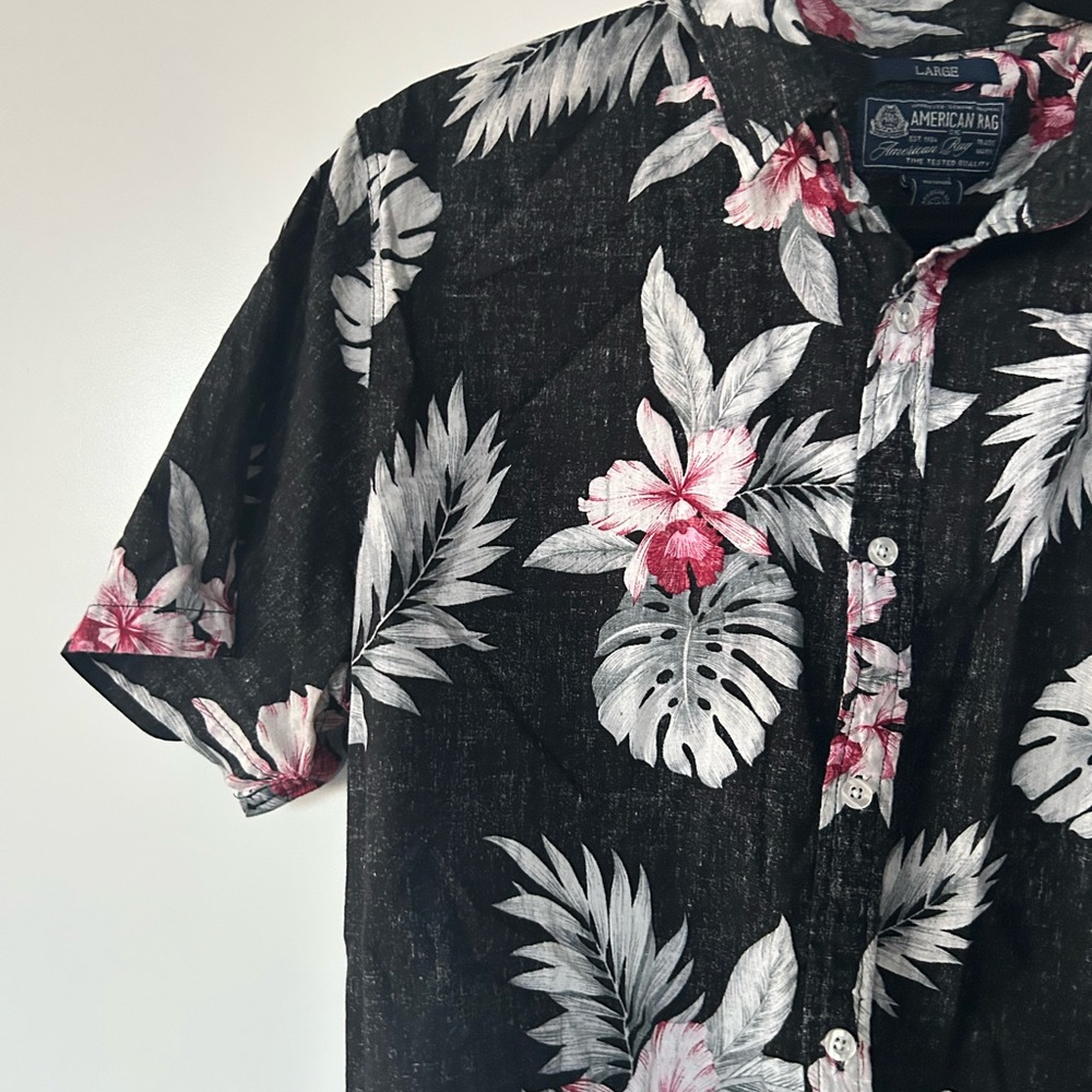 American Rag Black Short-Sleeve Floral Button-Down Shirt - Picture 3 of 5